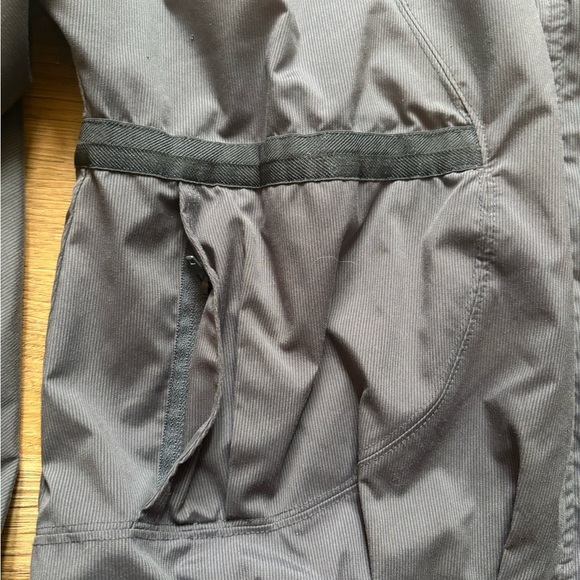 Lululemon Devin crop bomber jacket - Picture 5 of 9